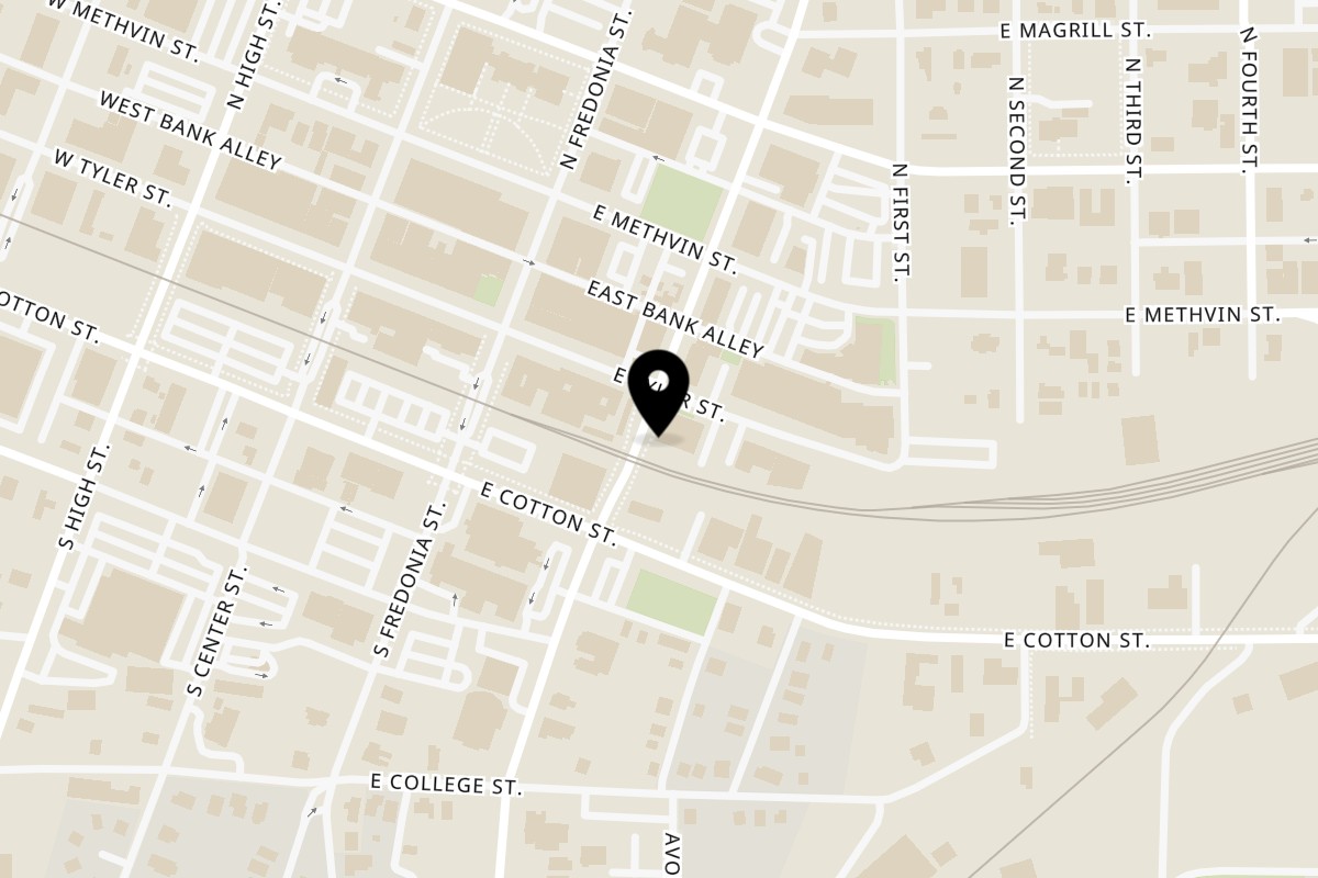 Map showing the location of Cace's Kitchen on 104 N Green St in Longview